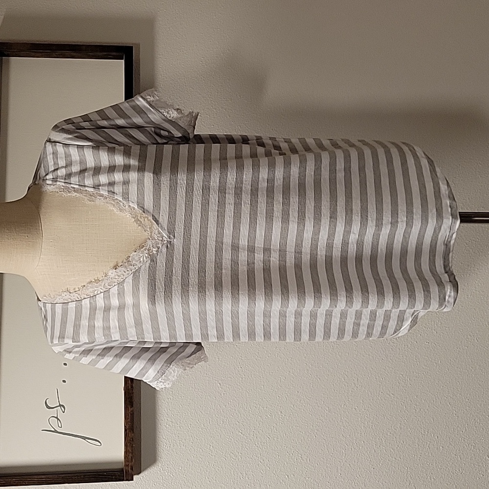 Torrid classic fit tshirt